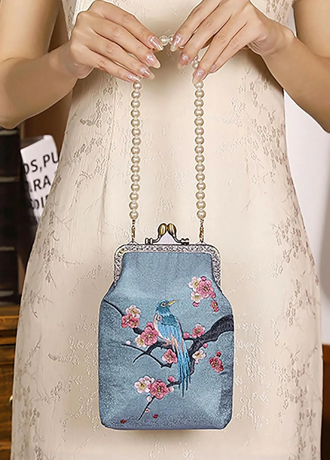 Embroidery Floral Mini Retro Buckle Crossbody Shoulder Bag with Chain Strap