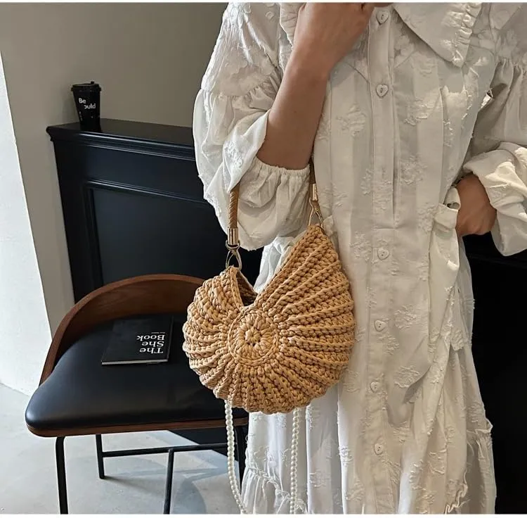 Handwoven Seashell Bag for Women Fashion Crochet Summer Boho Beach Tote Crossbody Bag Cute Conch Shoulder Handbag