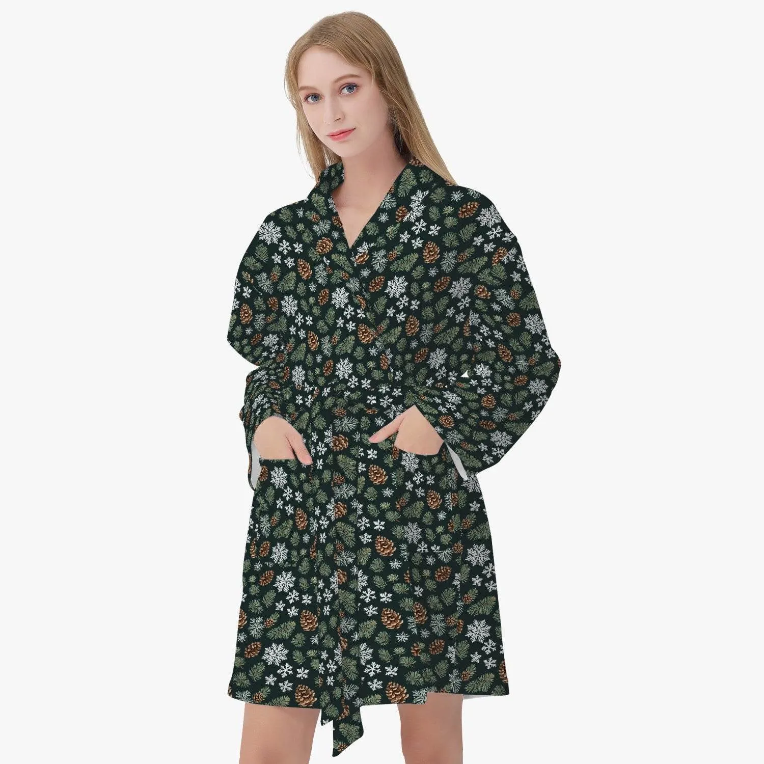 Snowflake Pine Women's Loose-fitting Bathrobe